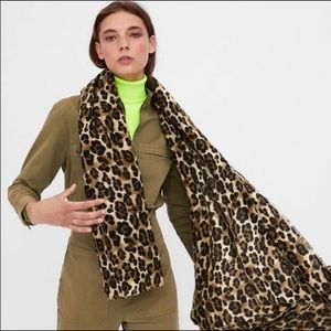Zara Leopard Animal Print Scarf